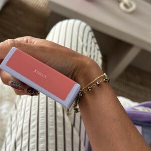 Saie Supersuede Radiant Blush Powder Stella